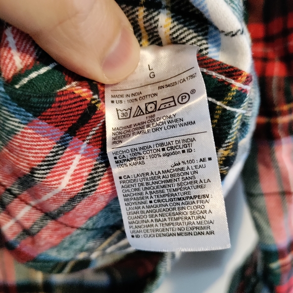 Old Navy flannel shirt plaid white green red winter warm Christmas Large NWT - Picture 6 of 11
